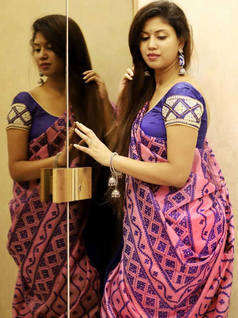 Bandhej Jhumka, a gorgeous Indian bohemian ethnic earring jhumka with peacock detail from our designer collection of earrings and jhumkas for women.